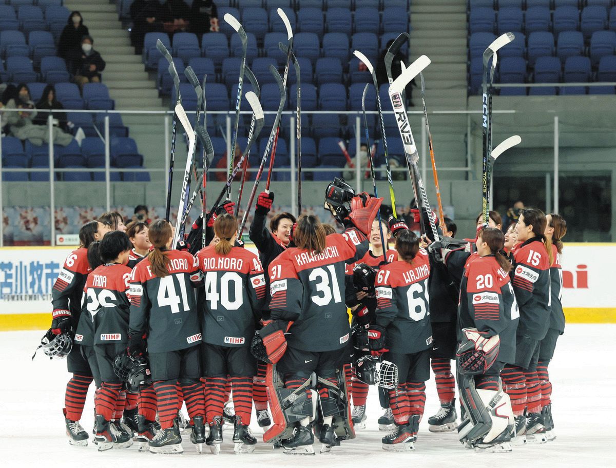 アイスホッケー女子、ポーランド戦で冬季五輪日本代表第1号なる
