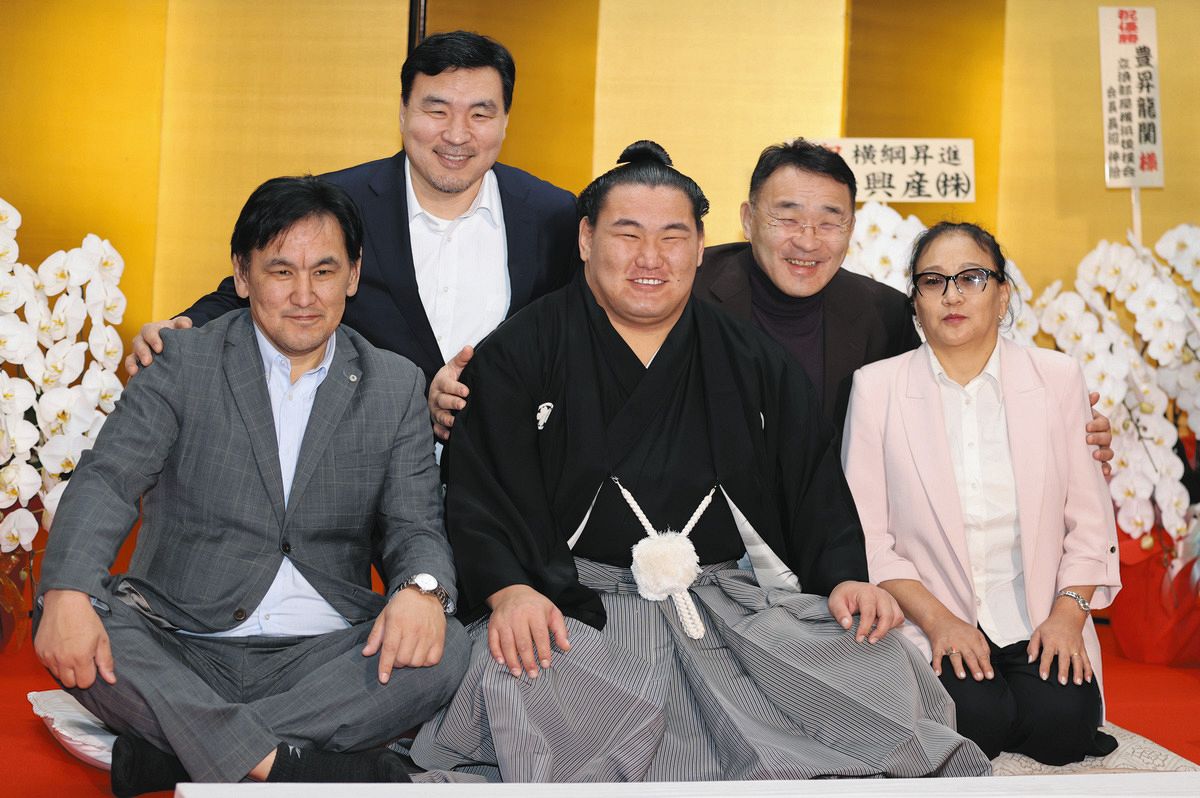 豊昇龍の父で元朝青龍の兄・スガラグチャーさん、「すごい弟であり