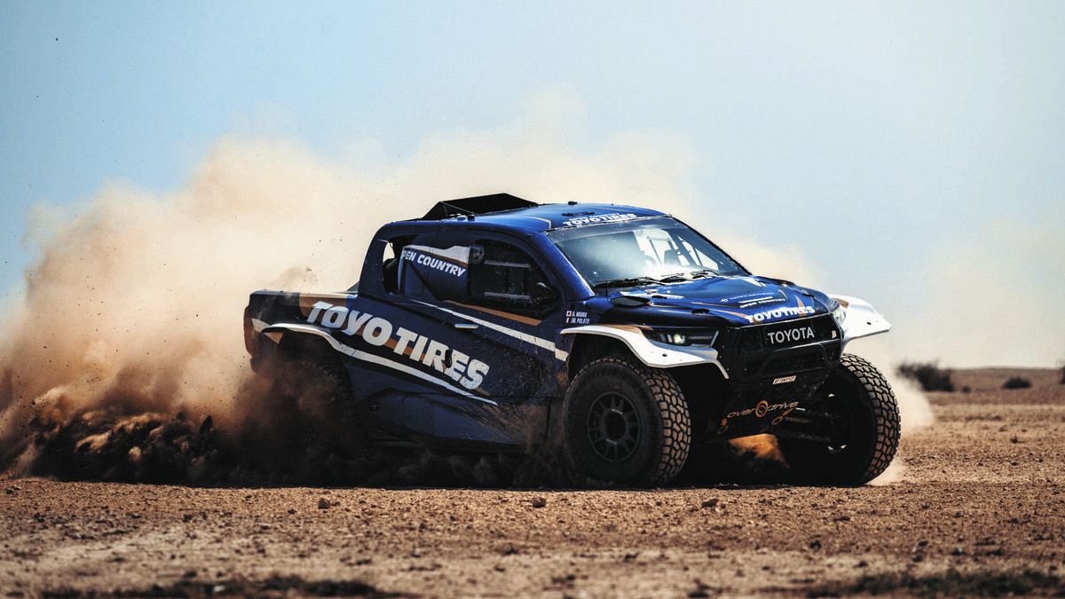 TOYOTAのF1レーサー風つなぎ