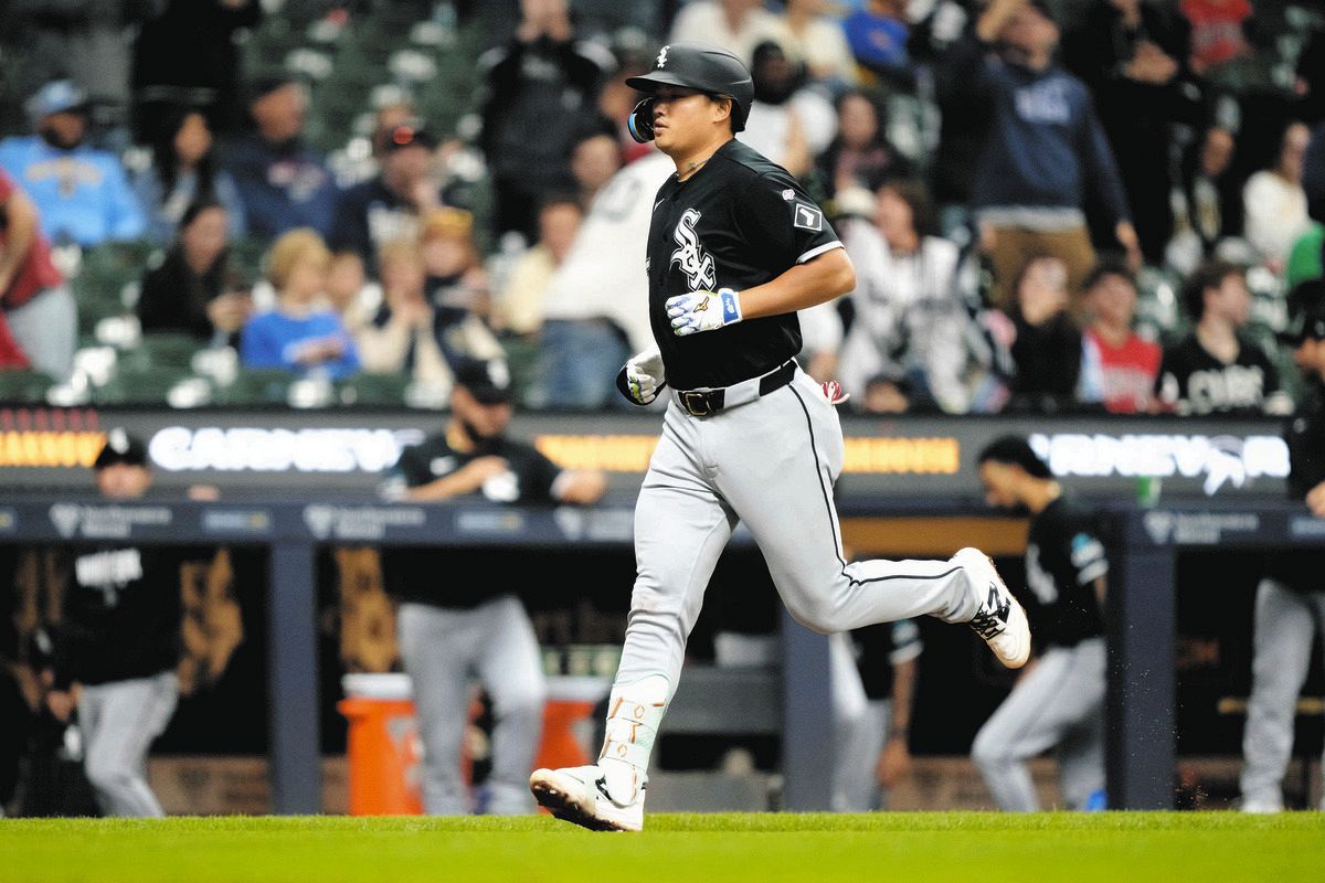 村上宗隆選手のMLB開幕戦で実際に使用されたボール MLB】世界メディアも村上宗隆の開幕戦アーチを祝福「まるで映画のよう