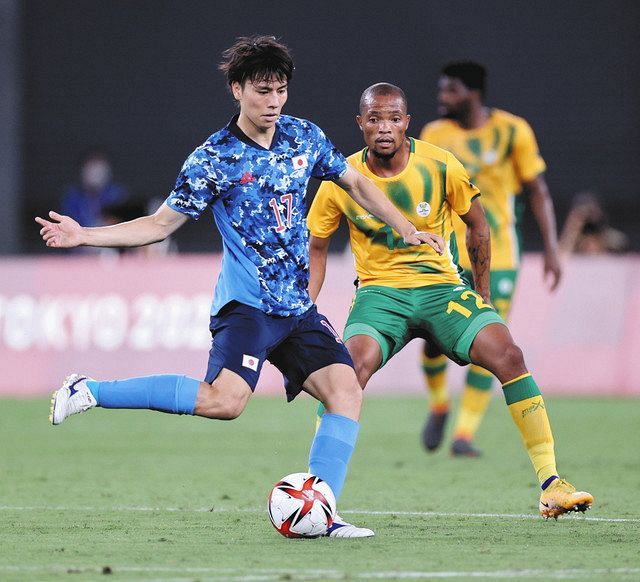 サッカー日本代表 南アフリカ戦前半は0ー0 久保建英の惜しい直接fkなどゴールに迫るも 東京五輪 中日スポーツ 東京中日スポーツ サッカー日本代表 南アフリカ戦前半は0ー0 久保建英の惜しい直接fkなどゴールに迫るも 東京五輪 中日スポーツ 東京中日スポーツ