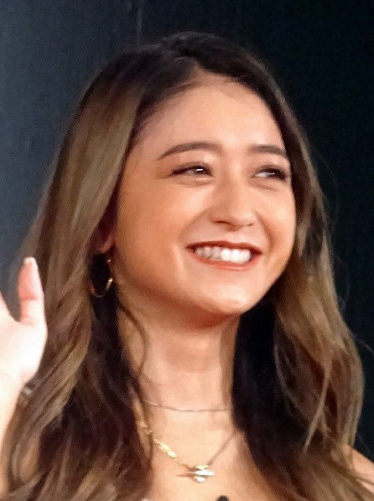 「みちょぱ」池田美優、黒スポーツブラで美腹筋とへそピアス披露 フォロワー称賛「最高です」「綺麗すぎる！！！」：中日スポーツ・東京中日スポーツ