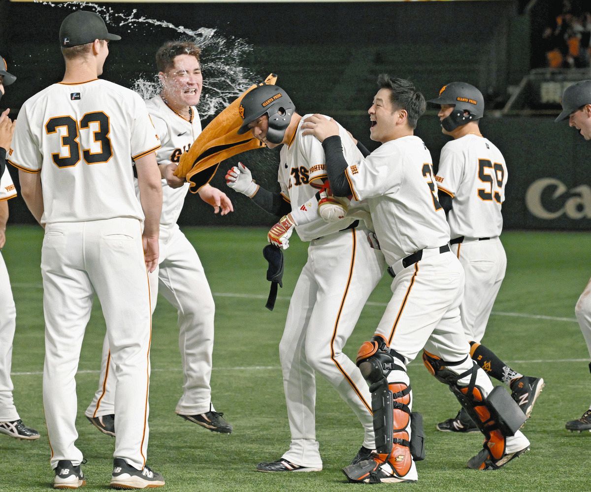 巨人・今季最後の「伝統の一戦」は劇的サヨナラ勝ち！坂本勇人が代打で 