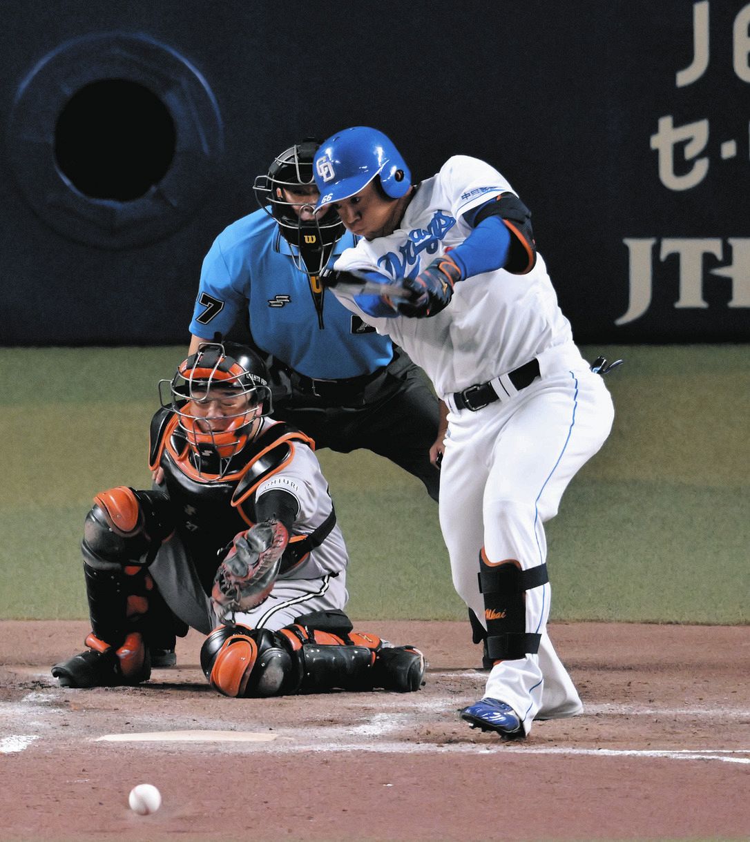 中日、鵜飼航丞の今季初打点となるタイムリーで8点目