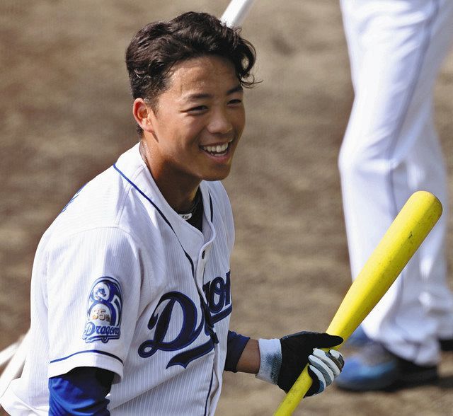 中日 立浪塾生の岡林19歳バースデー キャンプを1軍で完走し開幕1軍目指したい 中日スポーツ 東京中日スポーツ