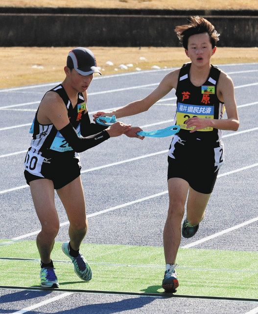 全国中学校駅伝出場ステッカー付きスパイク25.5 全国中学校駅伝 男子・芦原44位、女子・武生二46位：中日新聞Web