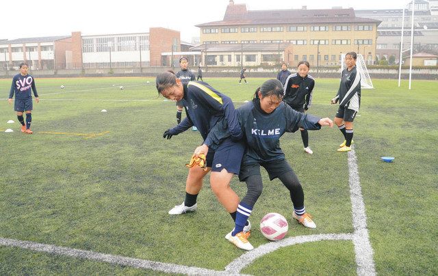 キャンパス分散 練習工夫 信大女子サッカー部が４年ぶり全国へ 中日新聞web