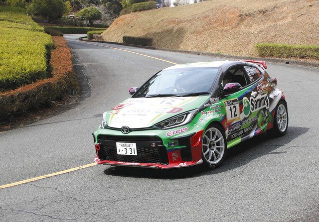 カラフル車体 響くエンジン 新城ラリー 無観客で開幕 中日新聞web