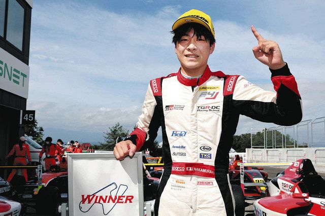 16歳・高2 中村仁が初V FIA−F4：中日スポーツ・東京中日スポーツ
