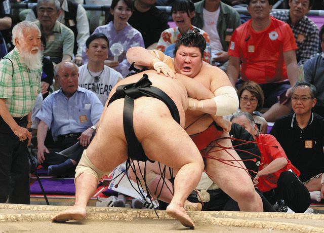 十両、最大7人の決定戦も… 3敗トップ並走の熱海富士と友風がともに