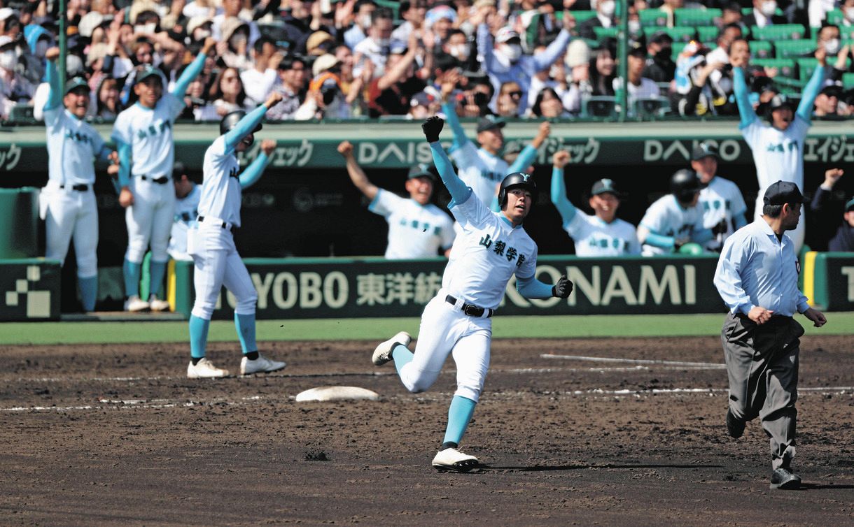 センバツ決勝で1イニング7得点以上は山梨学院が4度目：中日スポーツ 