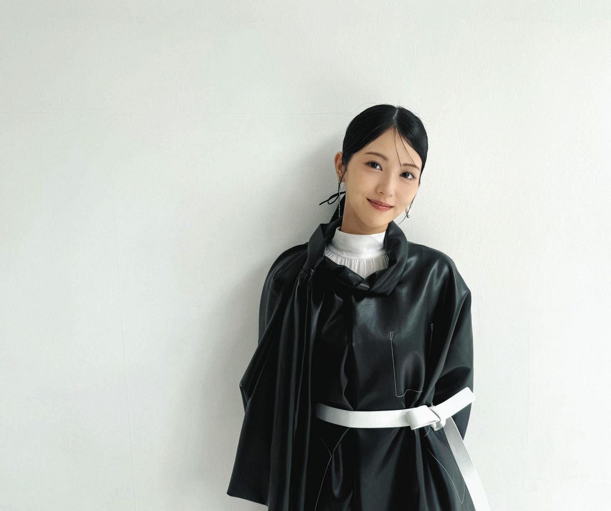剣*タ様 激レア！未使用　浜辺美波　非売品　フルコンプ　くうきのかだい　クリアフ ◇浜辺美波、黒い衣装「鬼殺隊みたい！」【写真複数】：中日スポーツ