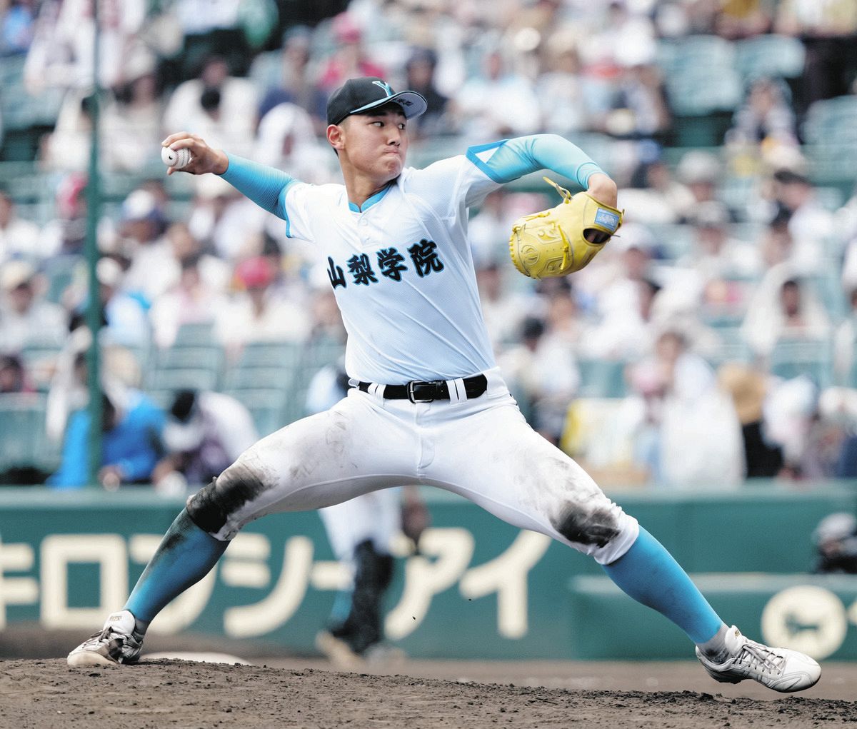 山梨学院の194センチ二刀流「一つ出力を上げて」150キロ零封＆3安打