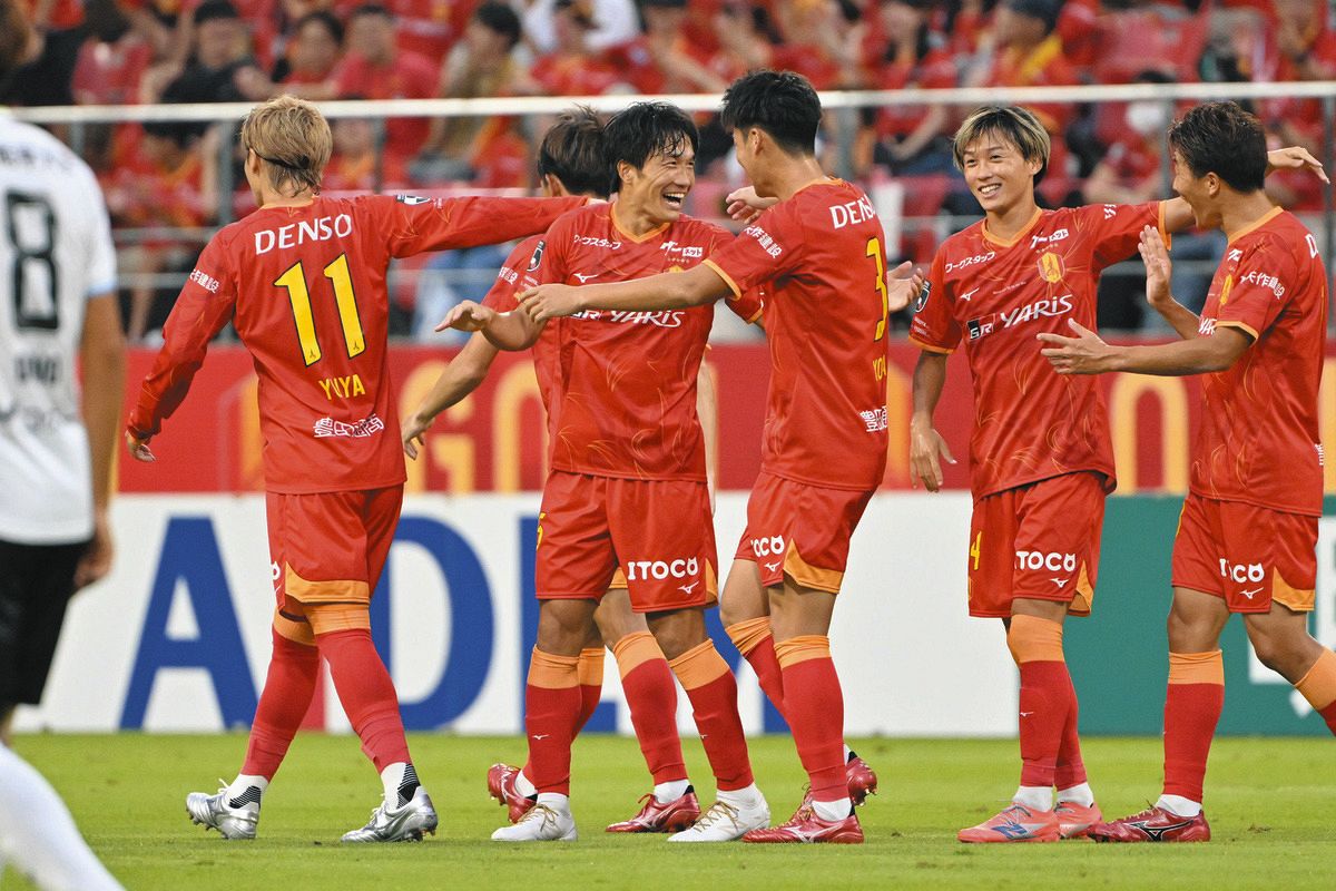 名古屋グランパス、前半の3得点守り降格圏の湘南相手に勝ち点3つかむ