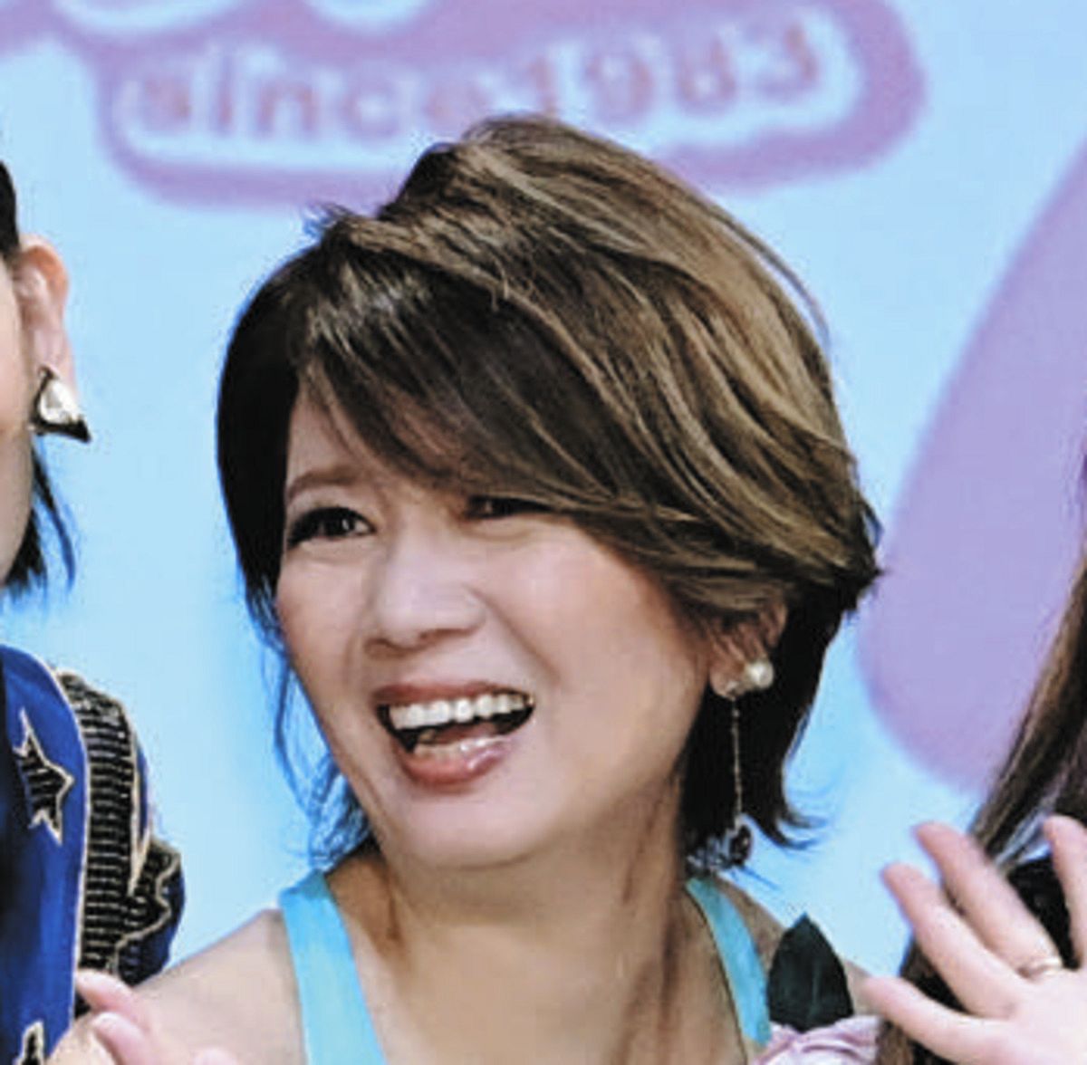 桑田靖子、アイドル時代の面影残る“無人駅ショット”に絶賛の嵐 