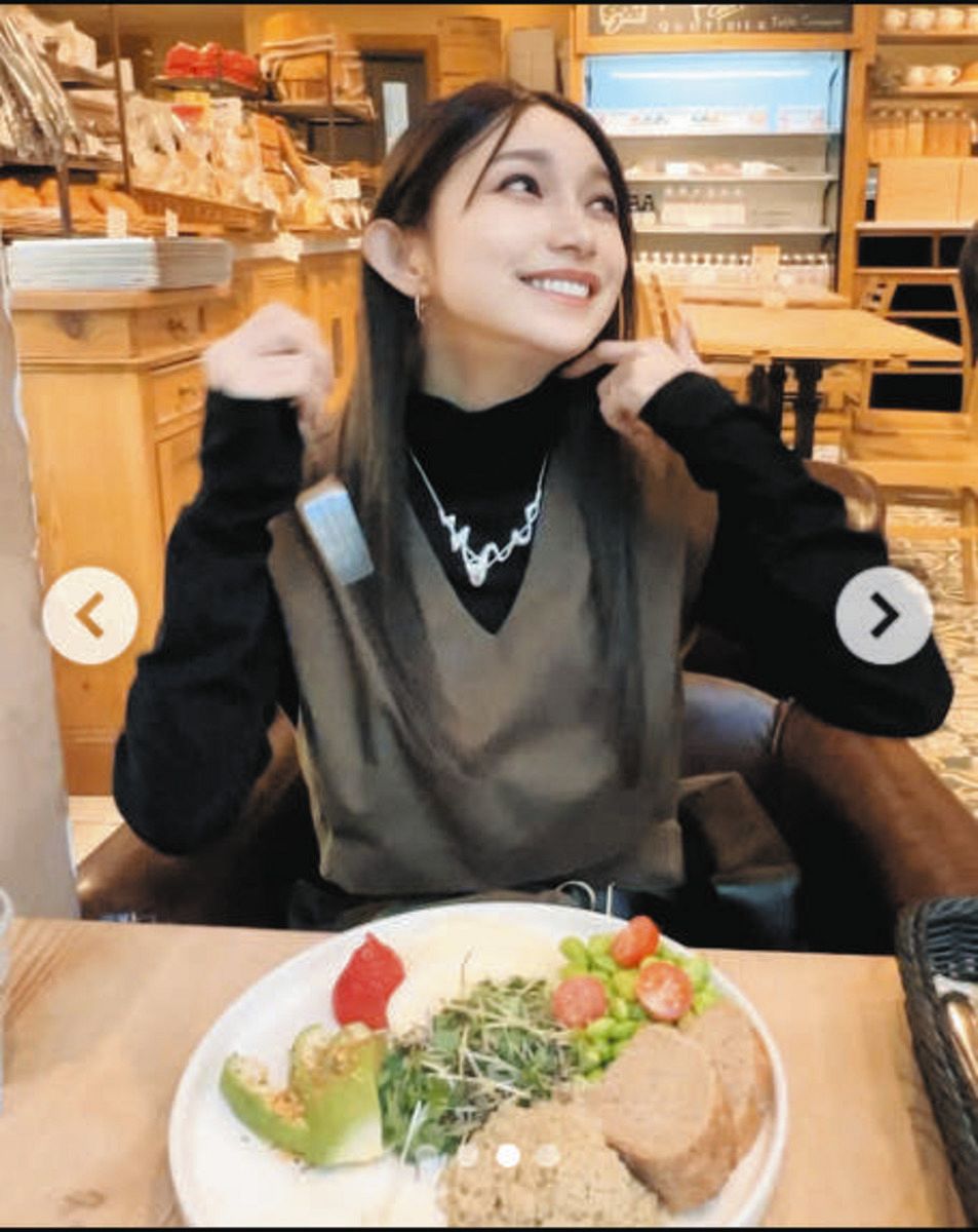 ◇後藤真希、『ランチ満喫』ショット【写真】：中日スポーツ・東京中日