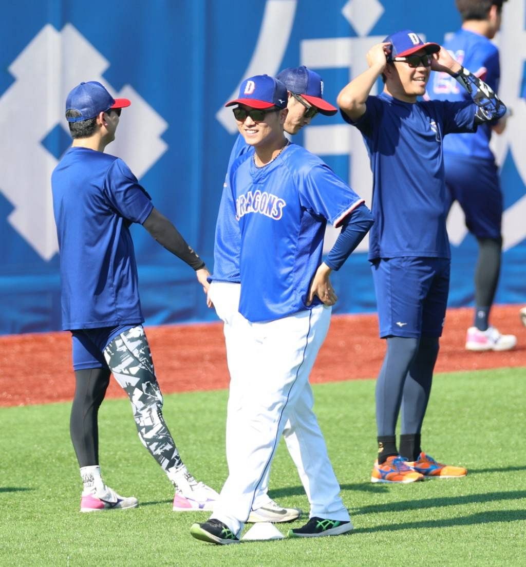 1軍に合流した中日・清水（中）