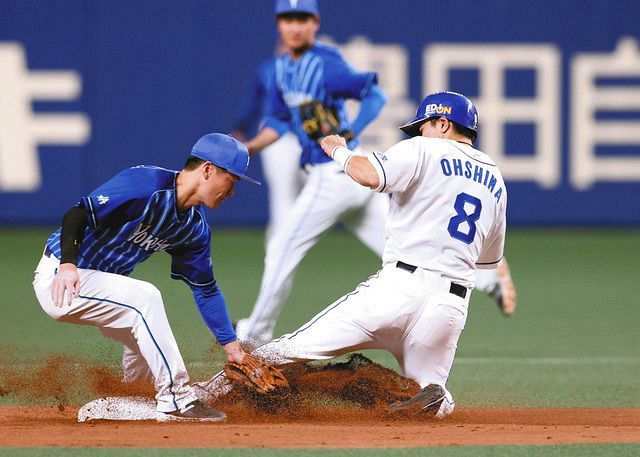 中日 大島が142安打 最多安打争い2位のdena 梶谷に2差 チームが勝てるように 勝利優先の姿勢 中日スポーツ 東京中日スポーツ 中日 大島が142安打 最多安打争い2位のdena 梶谷に2差 チームが勝てるように 勝利優先の姿勢 中日スポーツ 東京中日スポーツ