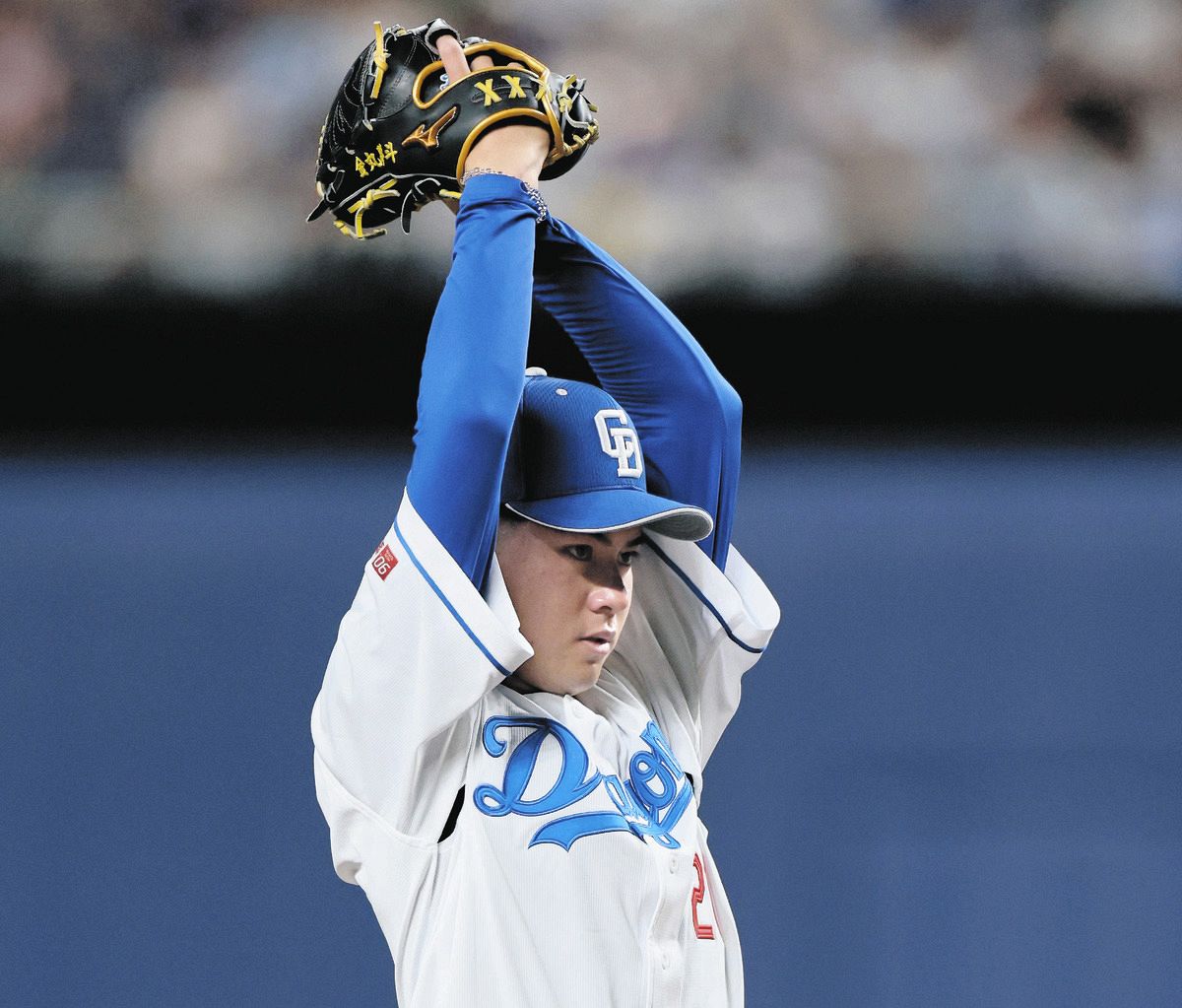 中日ドラゴンズ 金丸夢斗 Sサイズ 21番 中日ドラゴンズ 金丸夢斗 Sサイズ 21番 中日ドラフト1位・金丸夢斗が背