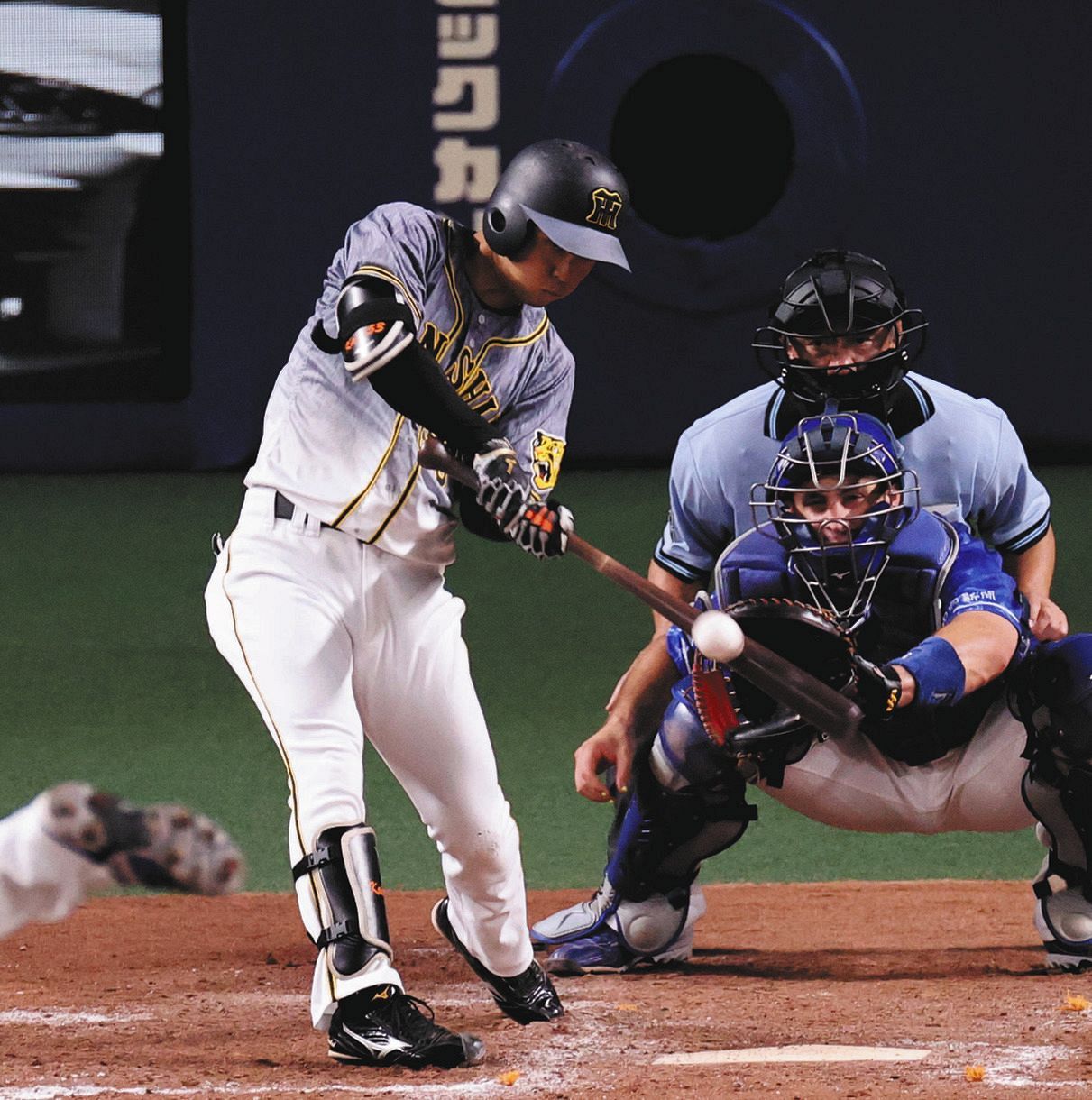 阪神 代打 島田が今季初打点 とにかく何かを起こそうと スライダーを右前に 中日スポーツ 東京中日スポーツ