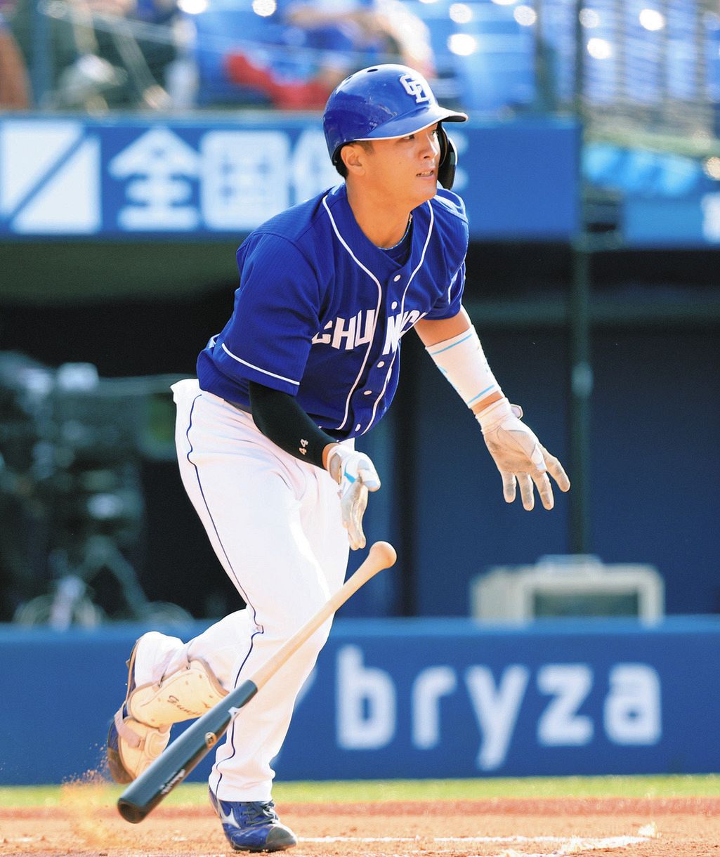 中日 今季初スタメン郡司 3番 左翼 でプロ初の中軸 今季初安打含む3度出塁して見せ場 中日スポーツ 東京中日スポーツ