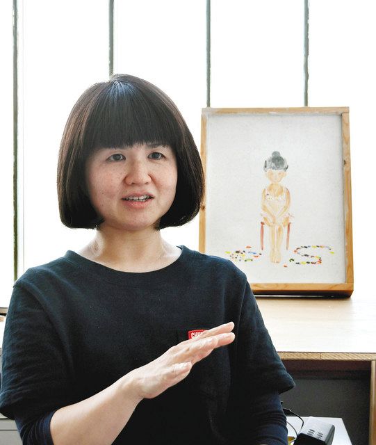 陶や木炭で新たな表現 画家・安藤正子さん「考えてきたことが形に」：中日新聞Web