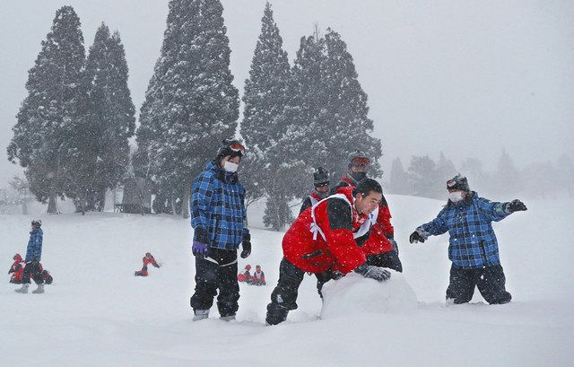 スキー場に待望の雪 郡上市内 絶好のコンディション 中日新聞web