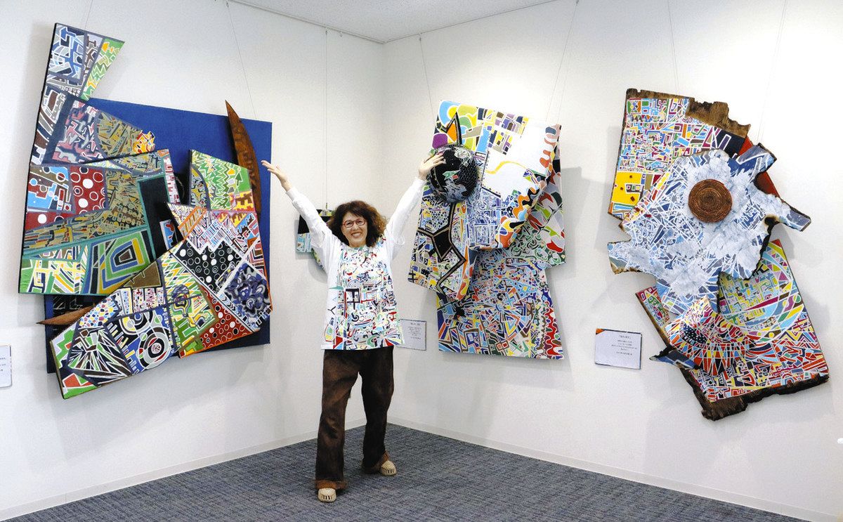 ろうけつ染め」作家・榊原さん 16日まで、地元半田で初の個展：中日新聞Web