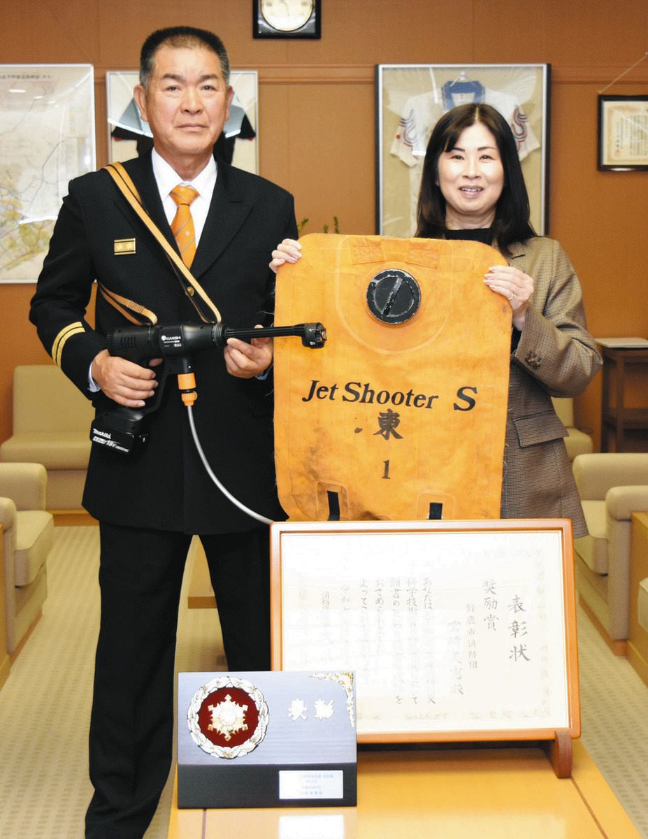 30年分のノウハウ凝縮！「片手で使える電動消火器」に奨励賞 鈴鹿市