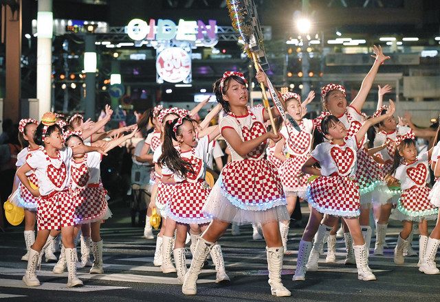 全力の舞とはじける笑顔 豊田おいでんまつり、総踊りに45連1300