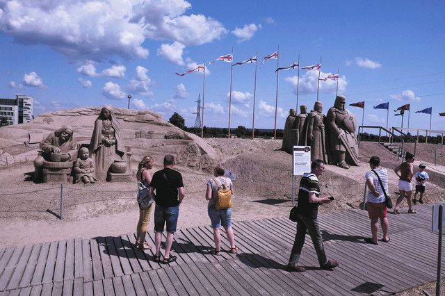 世界の観光地 再開苦闘 コロナ第２波 消えない不安 中日新聞web