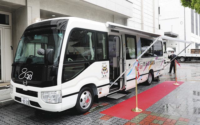 よい歯の日 新診療車デビュー 県歯科医師会が披露式 中日新聞web