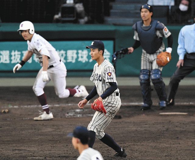 甲子園ノート 敦賀気比 投手 本田に光 大会初タイブレーク 延長十三回力尽く 中日新聞web