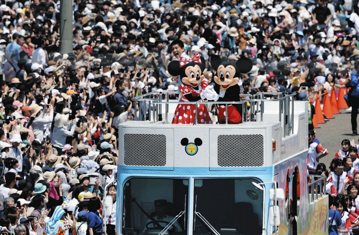 ジャンボリミッキー！ 静岡県焼津市でディズニーパレード、13万人来場