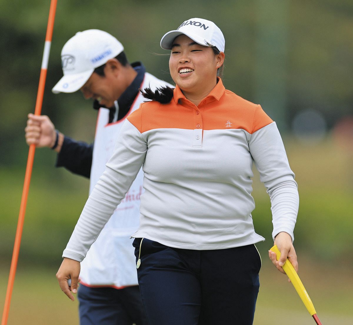 女子ゴルファー 女子ゴルフ】19歳・入谷響、首位に1打差迫りデビュー戦優勝の期待高まる  160センチ75キロの体格から260ヤードのドライバー:中日スポーツ・東京中日スポーツ