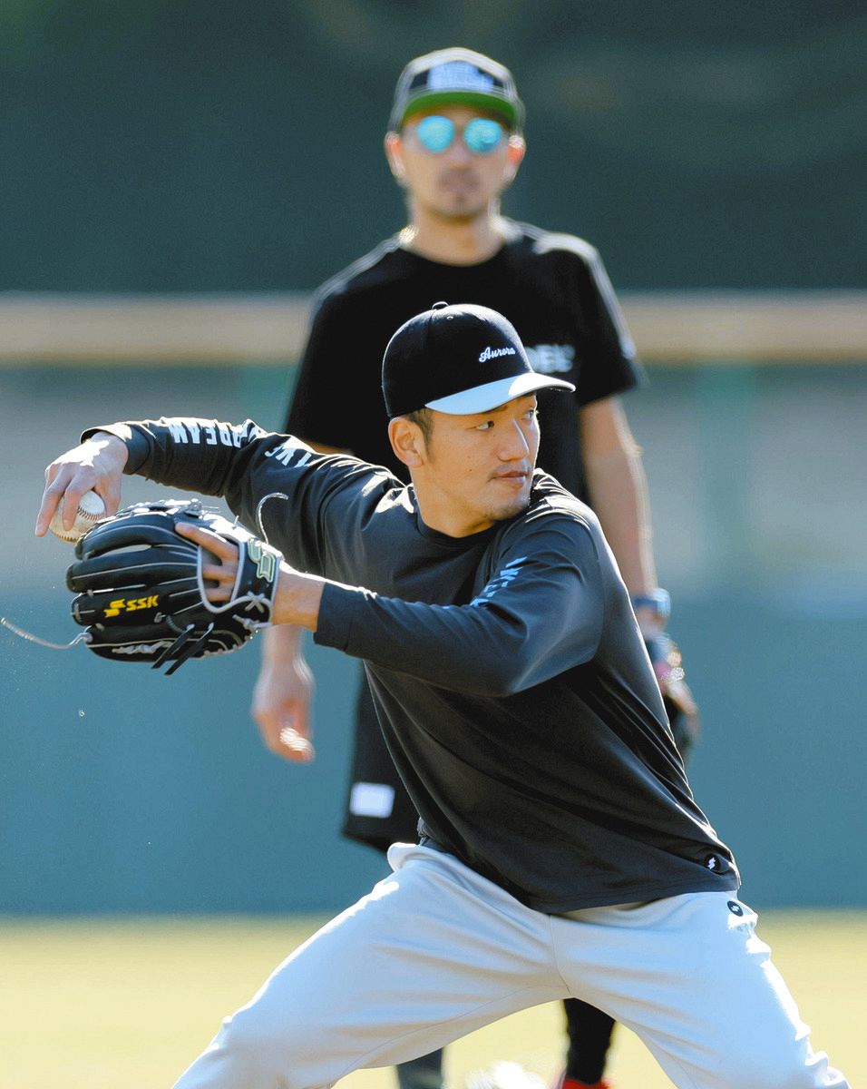 広島・矢野雅哉、GG賞「2年連続で取れるように」 さらに盗塁王も狙う