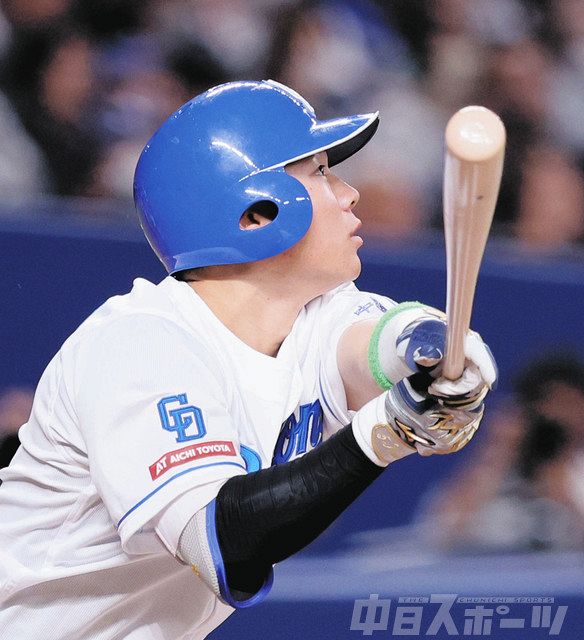 中日―巨人 村松:中日スポーツ・東京中日スポーツ