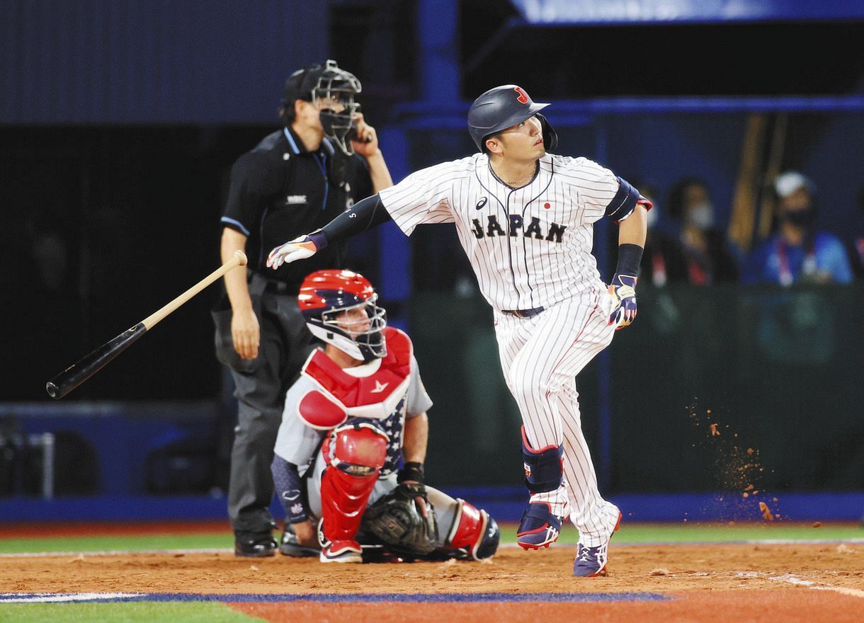 もがき苦しんだ侍4番 鈴木誠也 角度も手応えもあった 左中間最上段に突き刺し1点差 今大会初hが初本塁打に 東京五輪野球 中日スポーツ 東京中日スポーツ