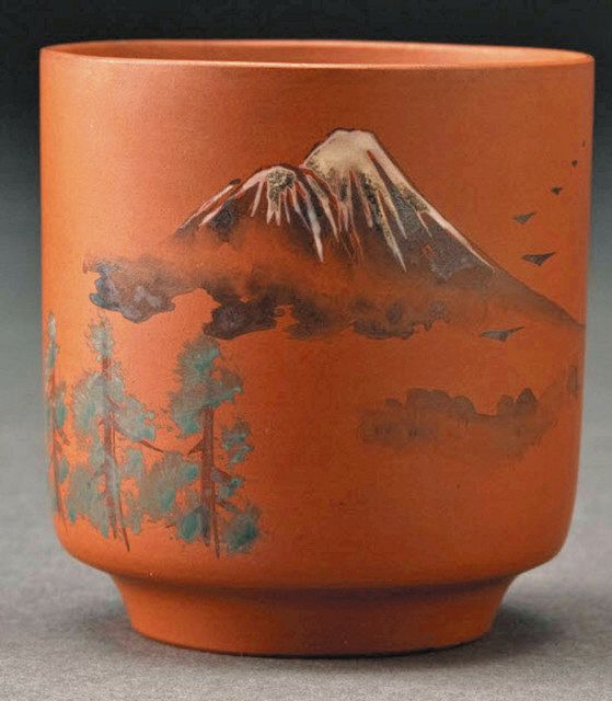 遺品整理◇蔵から横縞の紋様が美しい雰囲気の良い湯呑み茶碗が出