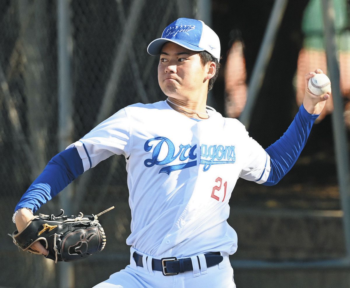 中日・金丸夢斗、3月中には「何とかバッターには投げたい」キャンプ