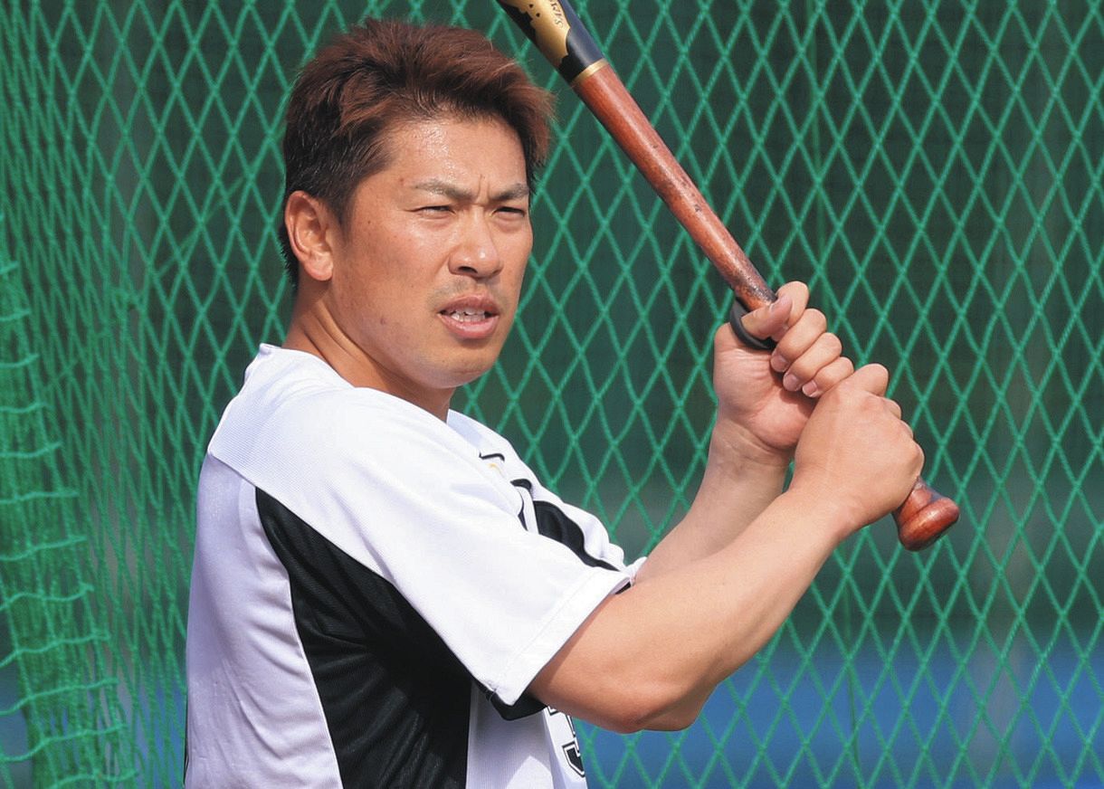 ロッテ】角中勝也が1軍練習に参加 太もも裏痛から15日のイースタンで