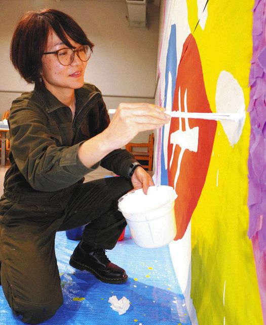 成田空港彩るぞ ｘマス仕様に 富山のイラストレーター 高見さん 北陸中日新聞web