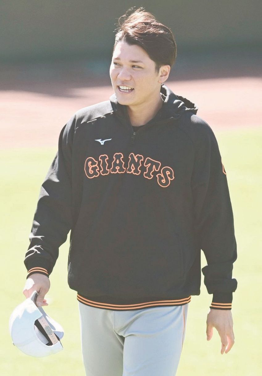 巨人】坂本勇人、19日DeNA戦は「様子を見て」16日に右手首付近に死球で