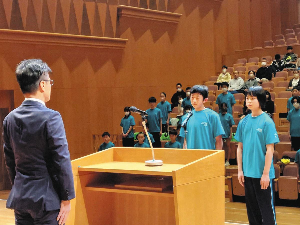 国中生 