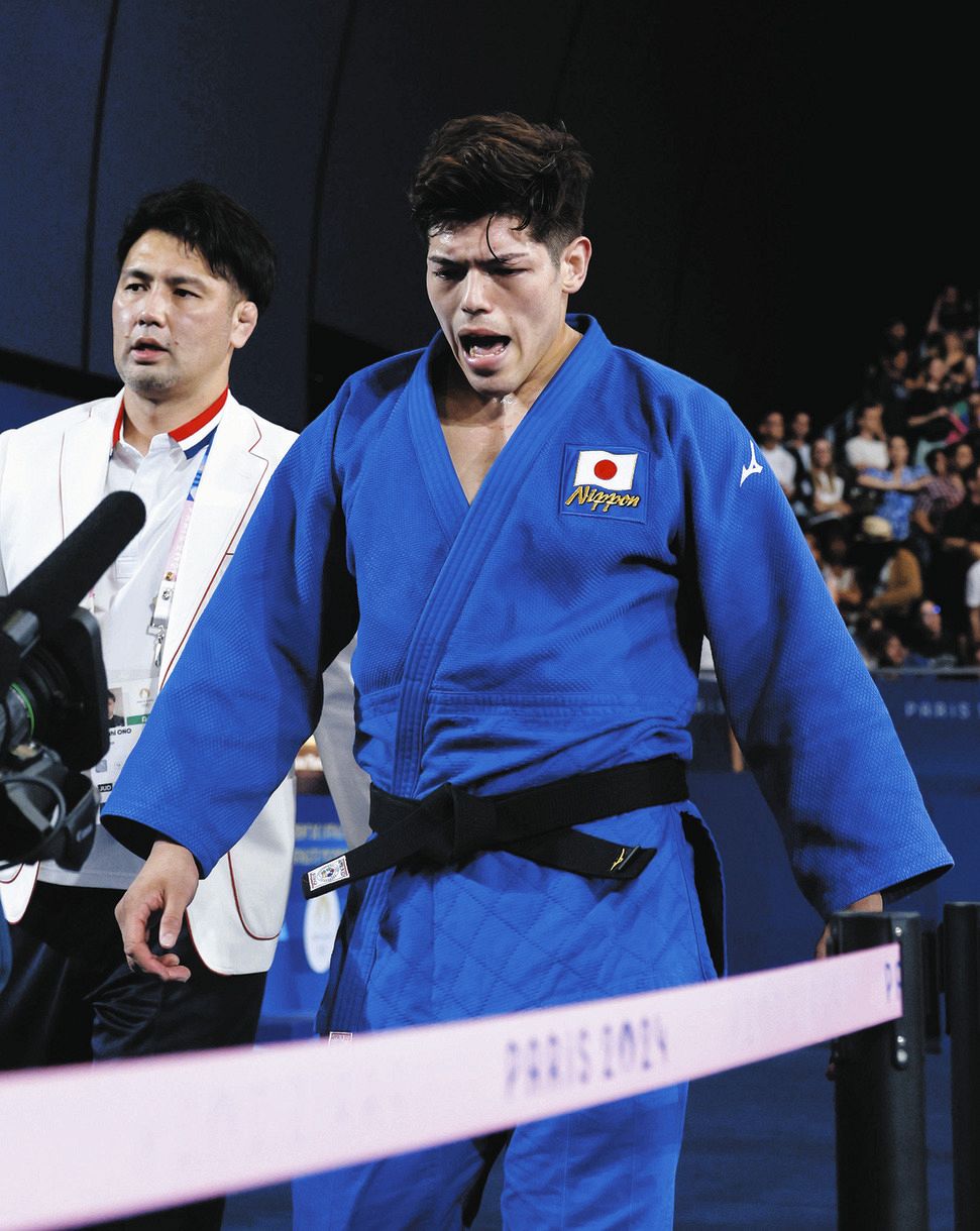 ◇村尾三四郎、女性審判の判定にぶ然【写真複数】：中日スポーツ・東京
