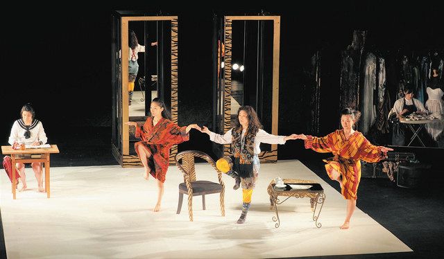 シンデレラ 会場沸く 劇団ｓｃｏｔ 黒部シアター開幕 北陸中日新聞web