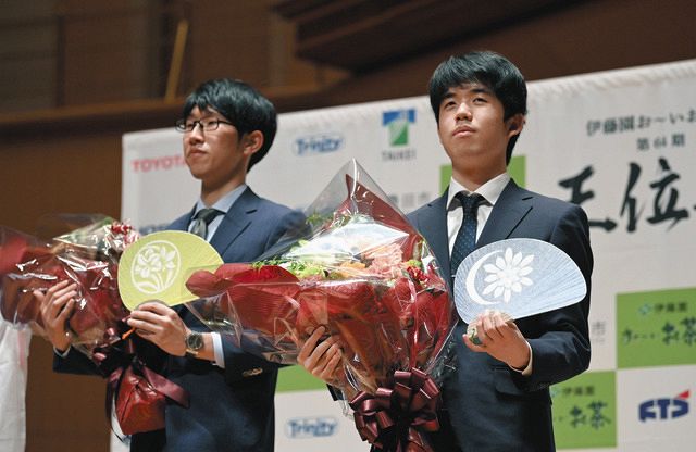 免許のため眼鏡かけたら勝率上がった」 “車のまち”で王位戦、前日から 免許のため眼鏡かけたら勝率上がった」 “車のまち”で王位戦、前日から