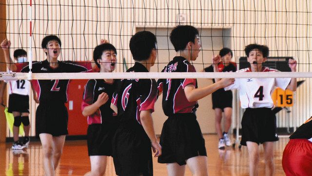 中学３年生 集大成のプレー 長浜で１６校運動部の 交流戦 開始 中日新聞web