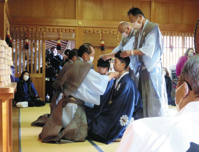 本巣で旧徳山村の伝統元服式 ゆかりの中3「成人の自覚」:中日新聞Web