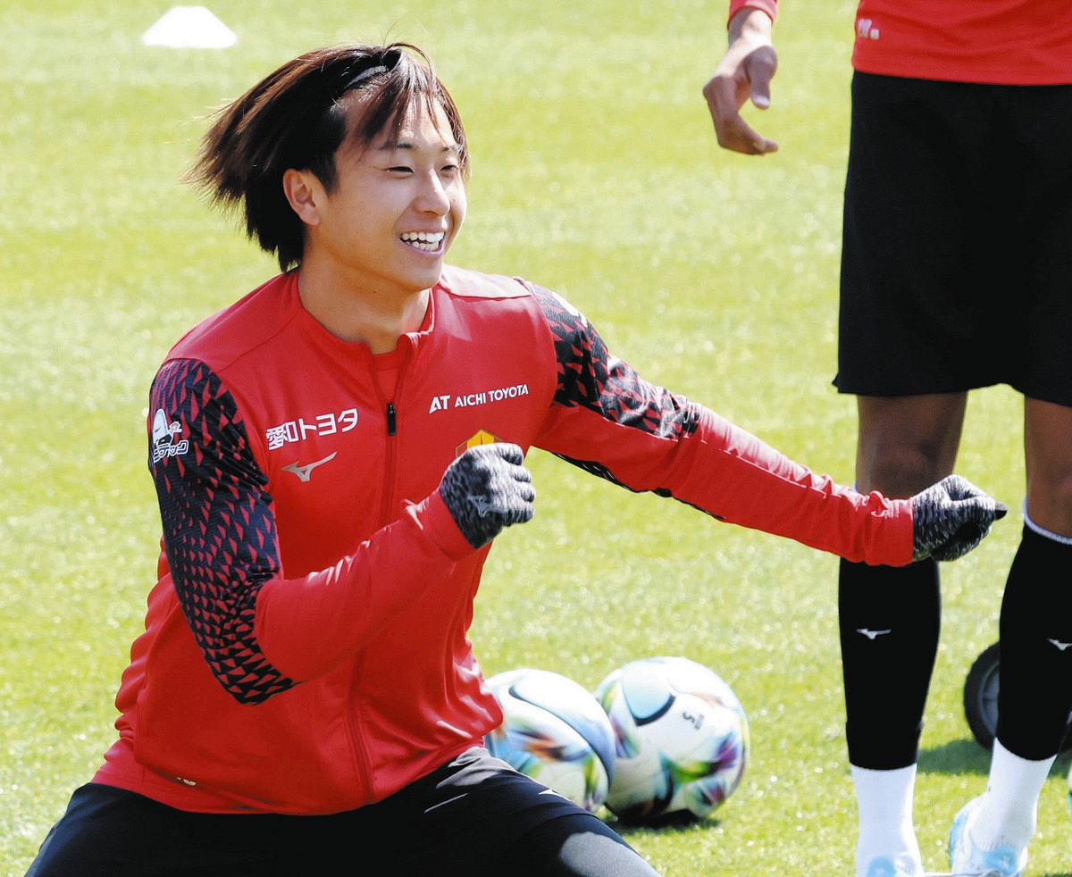 名古屋グランパス・甲田英将 ドリブルへのこだわり変え進化、両親の